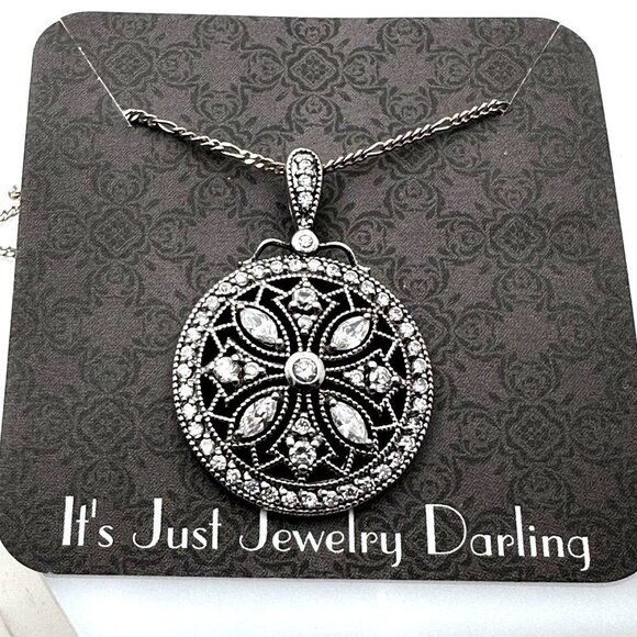 Womans Necklace Sterling Silver CZ Snowflake Style Pendant Holiday Winter Gift - Picture 1 of 4